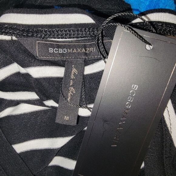 BcbgMaxazaria NWT black & white striped crop top size medium - Picture 2 of 4